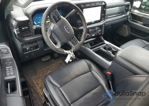 2024 Ford F250 Super Duty z USA, uszkodzony, nr VIN 1FT8W2BM5RED25658